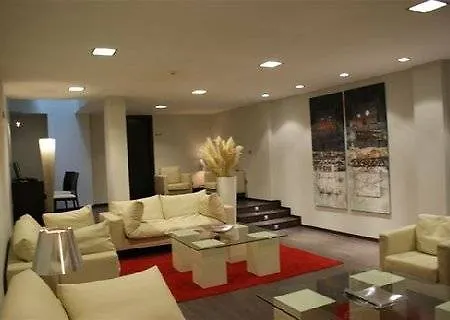 Universal By Maxi Hotel