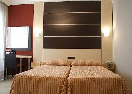 Universal By Maxi Hotel Granada