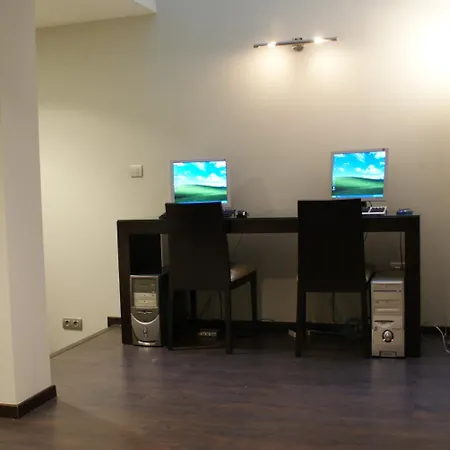 Universal By Maxi Hotel 3*