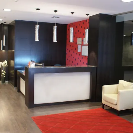 Universal By Maxi Otel Granada