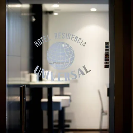 Universal By Maxi Granada