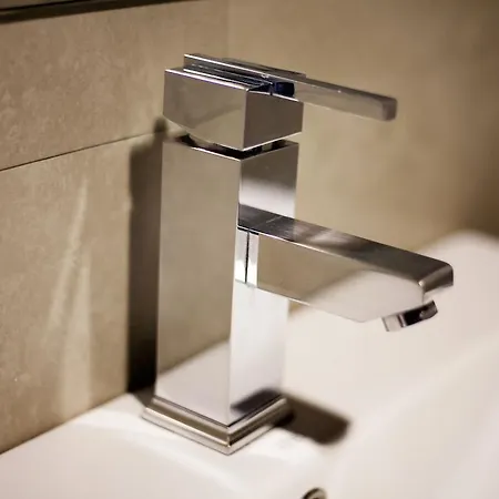 Universal By Maxi 3*