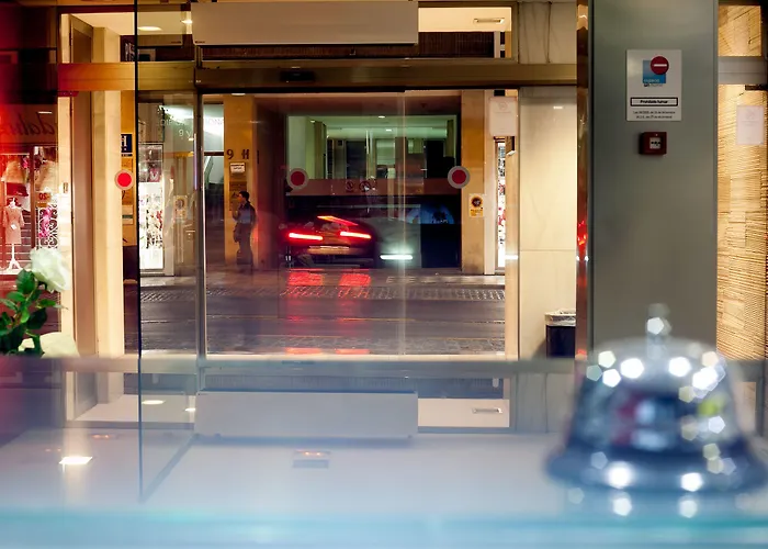 Hotel Universal By Maxi 3*