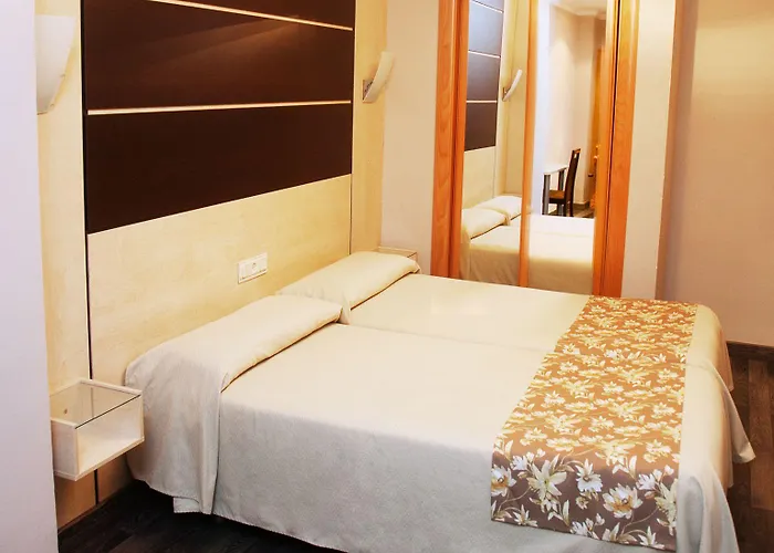 Hotel Universal By Maxi Granada