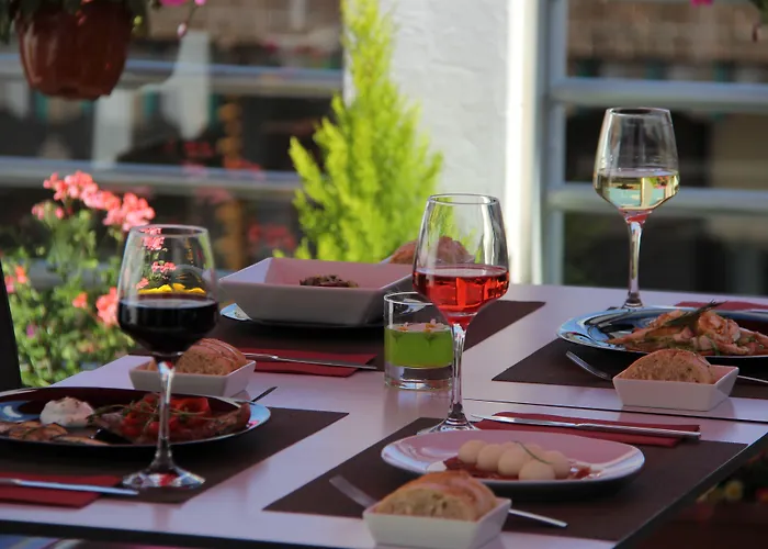 Universal By Maxi Hotel Granada