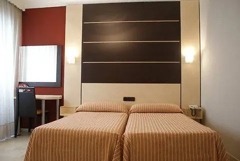 Universal By Maxi Hotel Granada