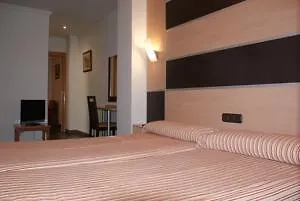 Hotell Universal By Maxi 3*