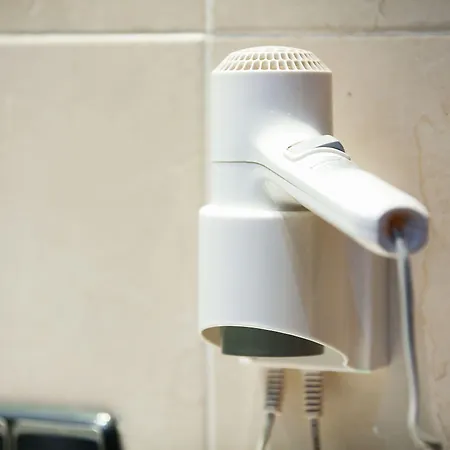 Universal By Maxi Отель Гранада